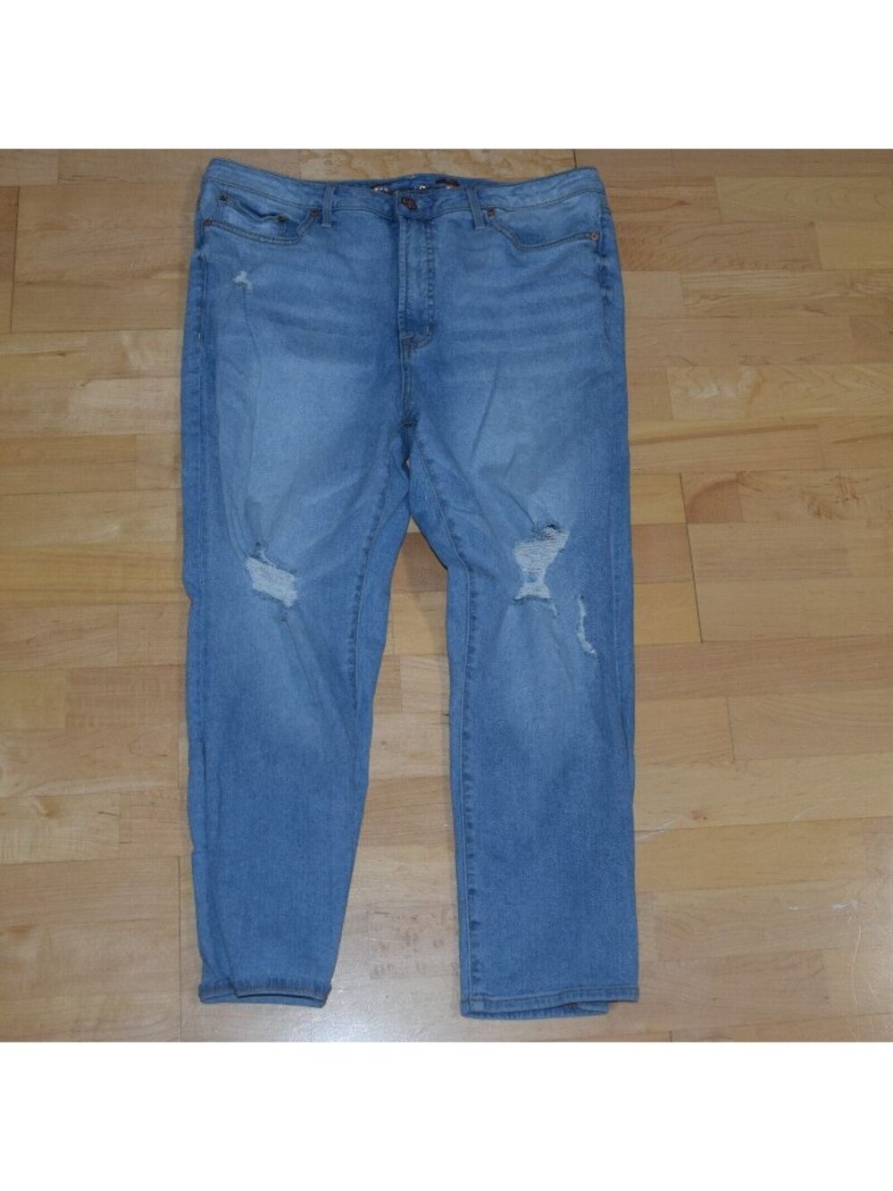 Seven 7 Fashion Jean Women's Sz 14 Crops Jeans